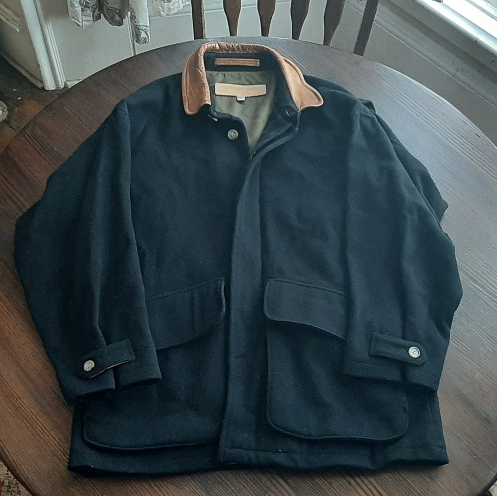 McKenzie Tribe Men's Black Wool Coat w/ Tan Leather Trim Size Small Made in USA